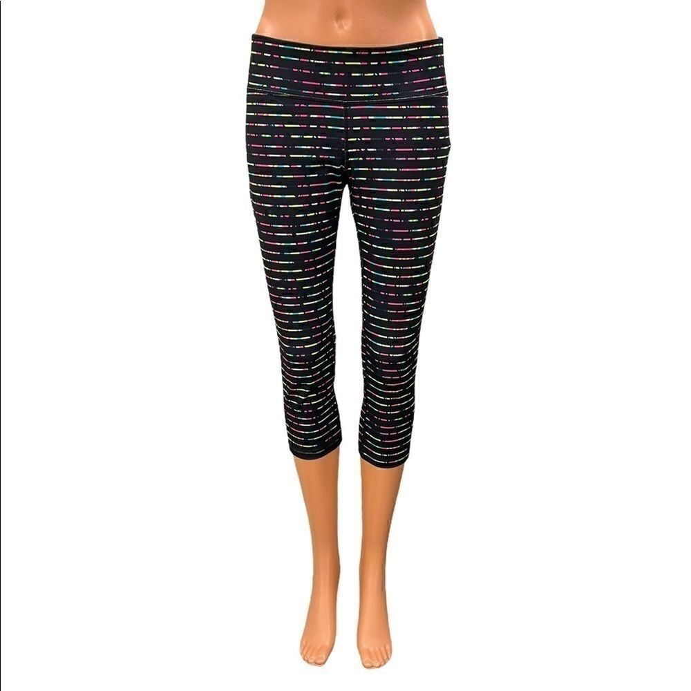 Ideology cropped leggings in Size Medium